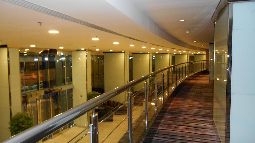Grand Mayral Hotel Эль-Хубар Экстерьер фото