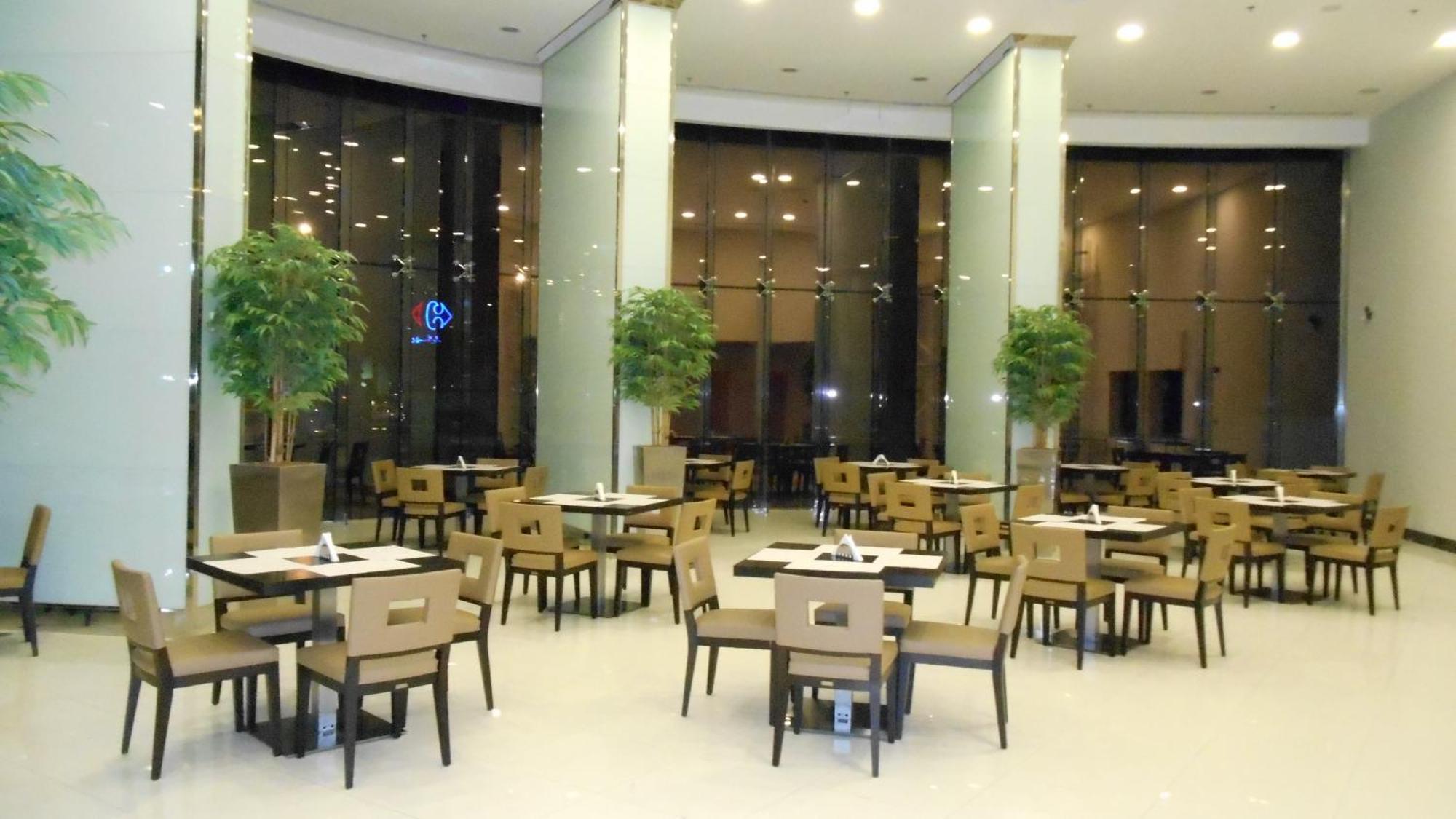 Grand Mayral Hotel Эль-Хубар Экстерьер фото